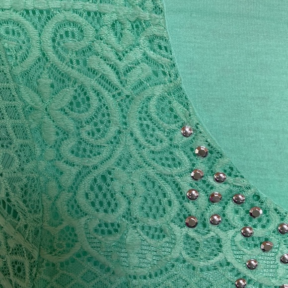 JM Collection Petite Size Petite Small Mint Green Top with Rhinestones - Picture 11 of 17